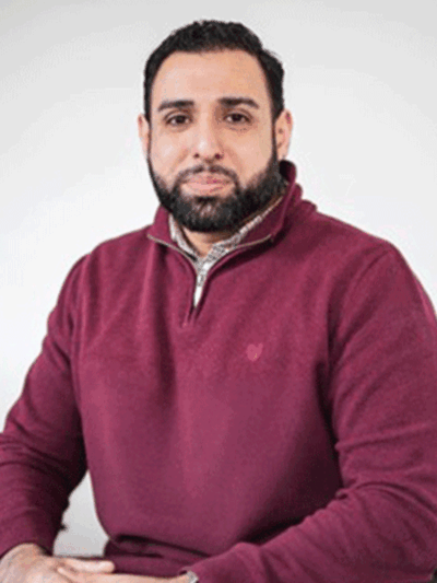 Dr Nadeem Akhtar
